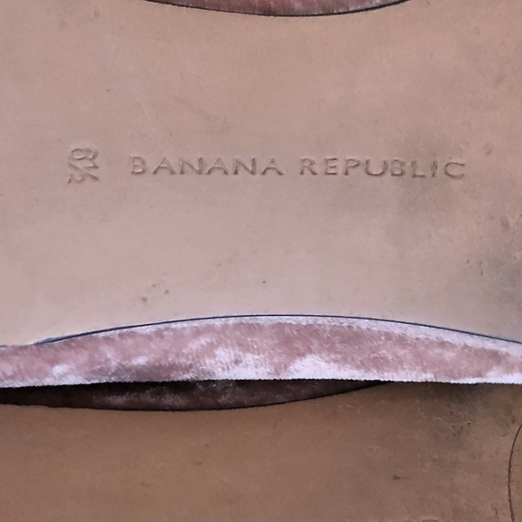 BANANA REPUBLIC Velvet Pointed Toe Ballet Flats - Picture 12 of 15
